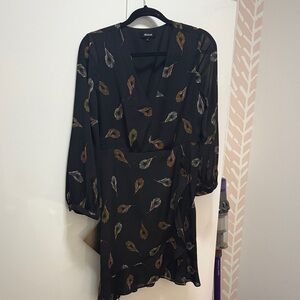 Madewell Black Dress with Multicolor Leaf Print. Size 6